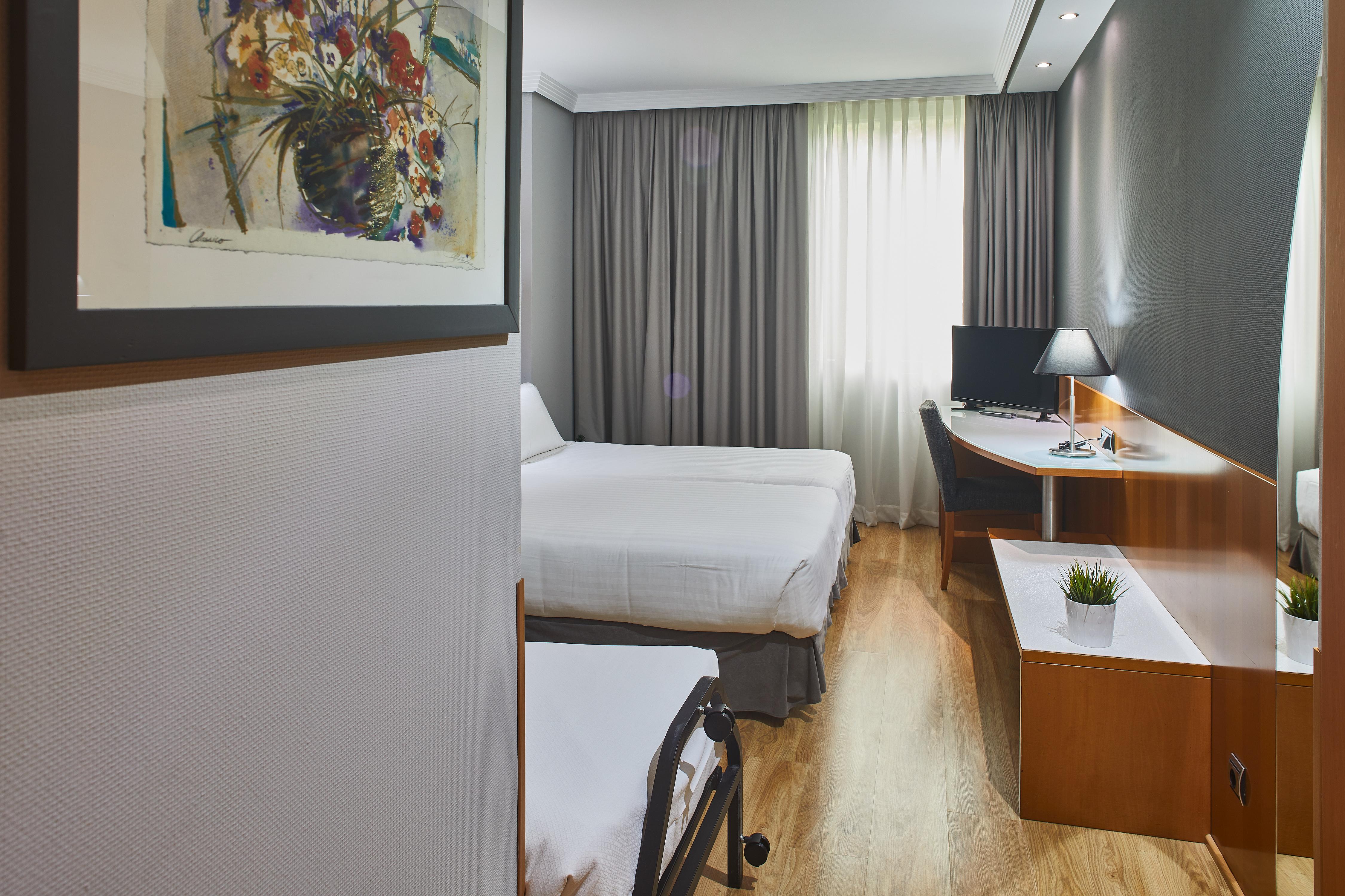 Hotel Silken Juan De Austria à Valladolid Extérieur photo