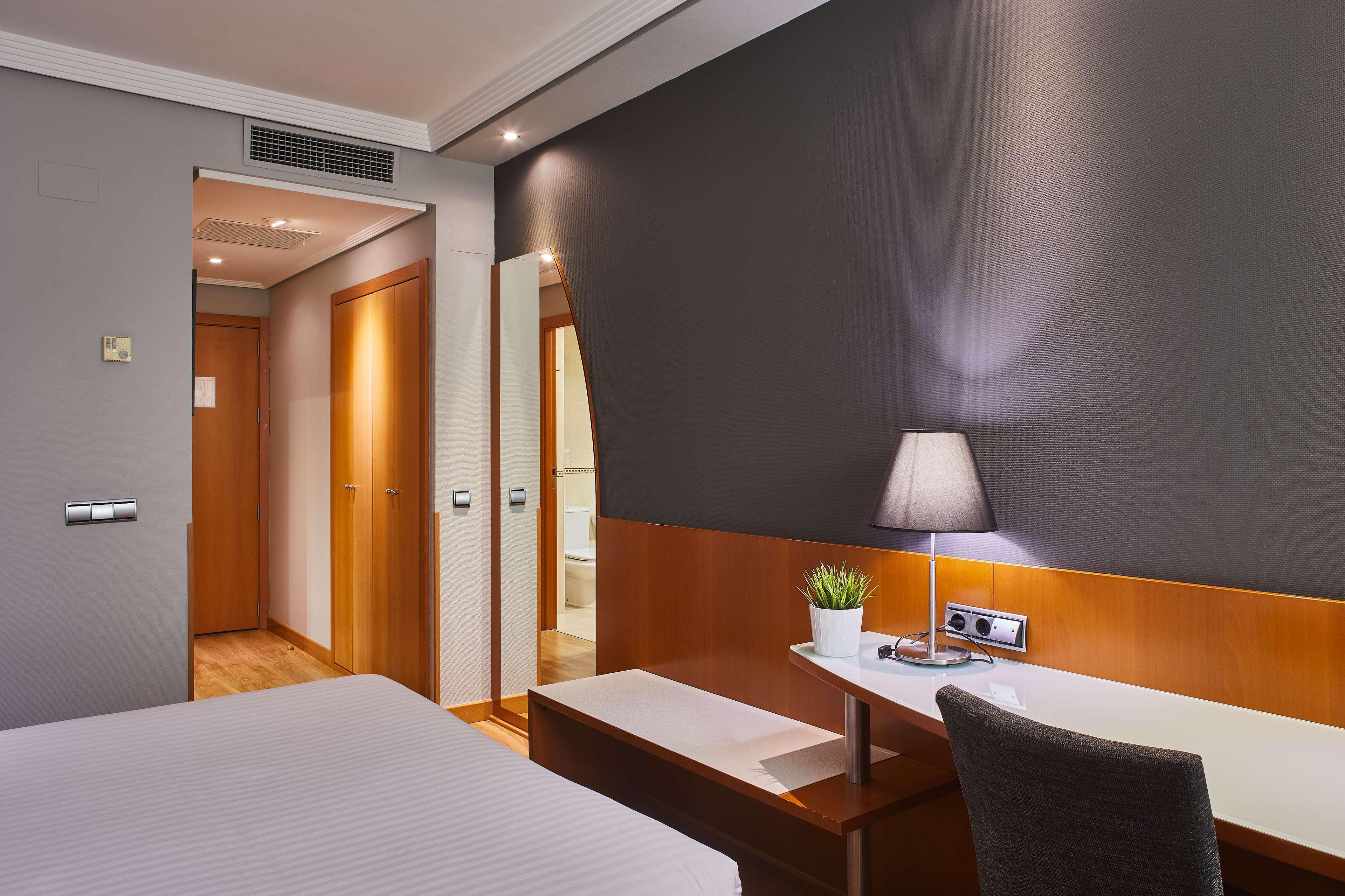 Hotel Silken Juan De Austria à Valladolid Extérieur photo